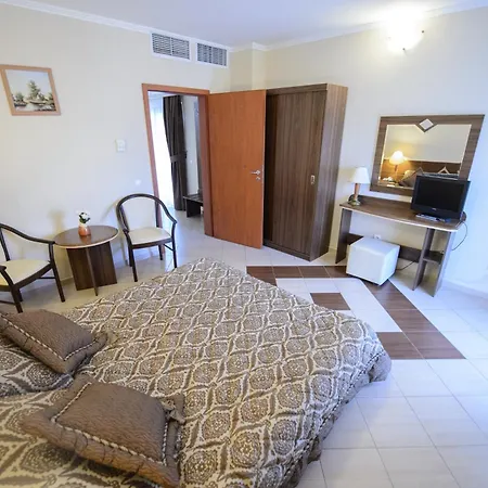 Holiday Olimp Hotel 3*