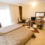 Holiday Olimp Hotel