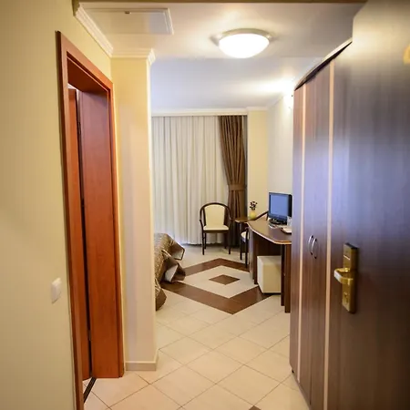 ホテル Holiday Olimp Hotel 3*
